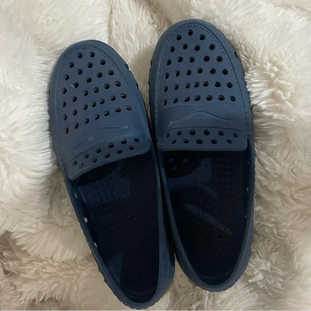 Floafers Navy Peony/Bright White Size 2 (Kids)